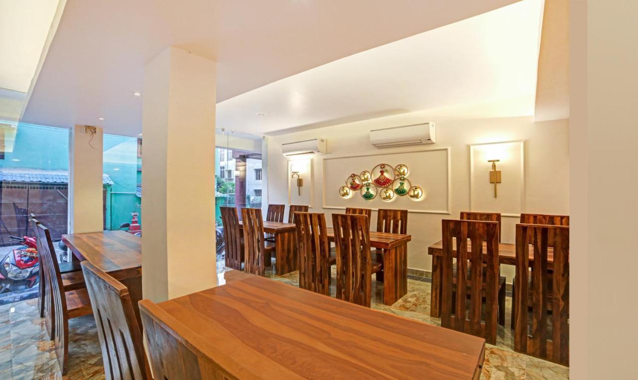 Treebo Lazystay Elite 부바네스 외부 사진